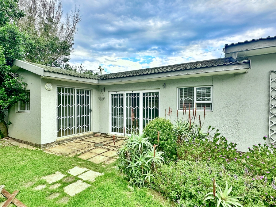 4 Bedroom Property for Sale in Miramar Eastern Cape